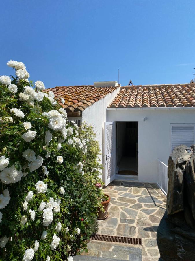 Willa Centric Townhouse With Sea View - Casa Marta Cadaqués Zewnętrze zdjęcie